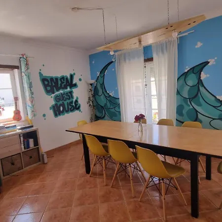 Baleal Guesthouse בליאל