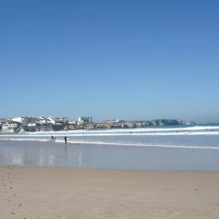 Baleal Guesthouse * باليال