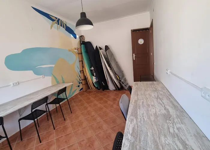 Baleal Guesthouse - Yoga Included בית הארחה *