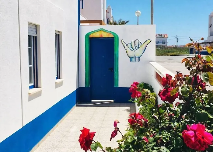 Baleal Guesthouse - Yoga Included * בליאל