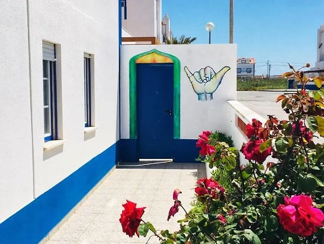 Konukevi Baleal Guesthouse - Yoga Included